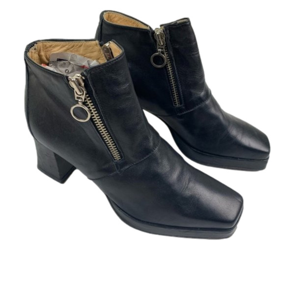 STEFANO Dolci Black Leather Chunky Heel Booties size 35 ½ - Picture 1 of 10